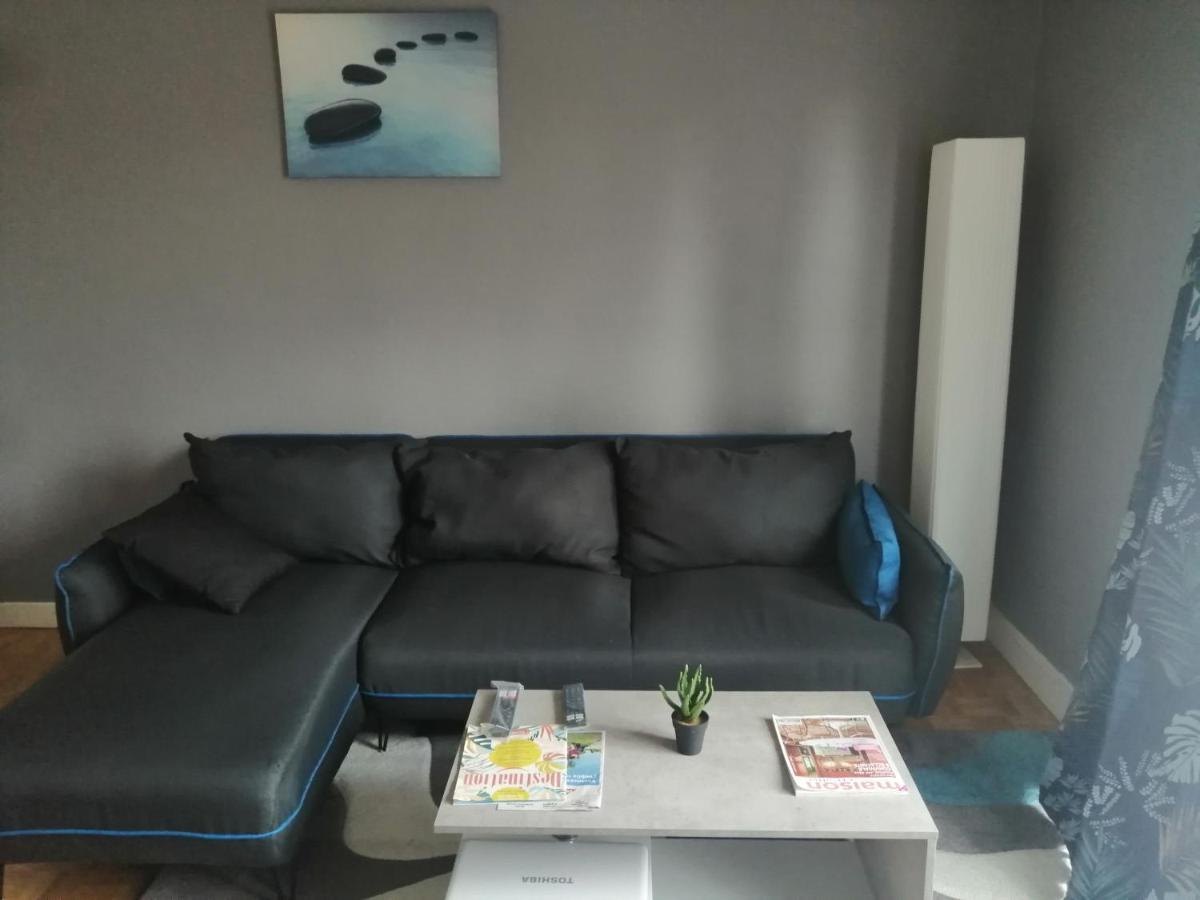 Chambre Dans Appartement A Niort Exterior foto