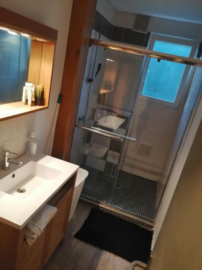 Chambre Dans Appartement A Niort Exterior foto